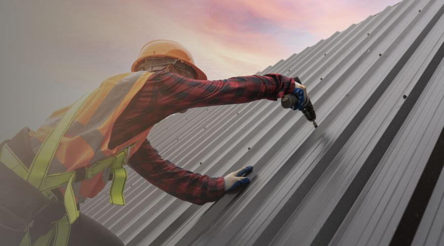Professional gutter cleaning in Brinklow, MD